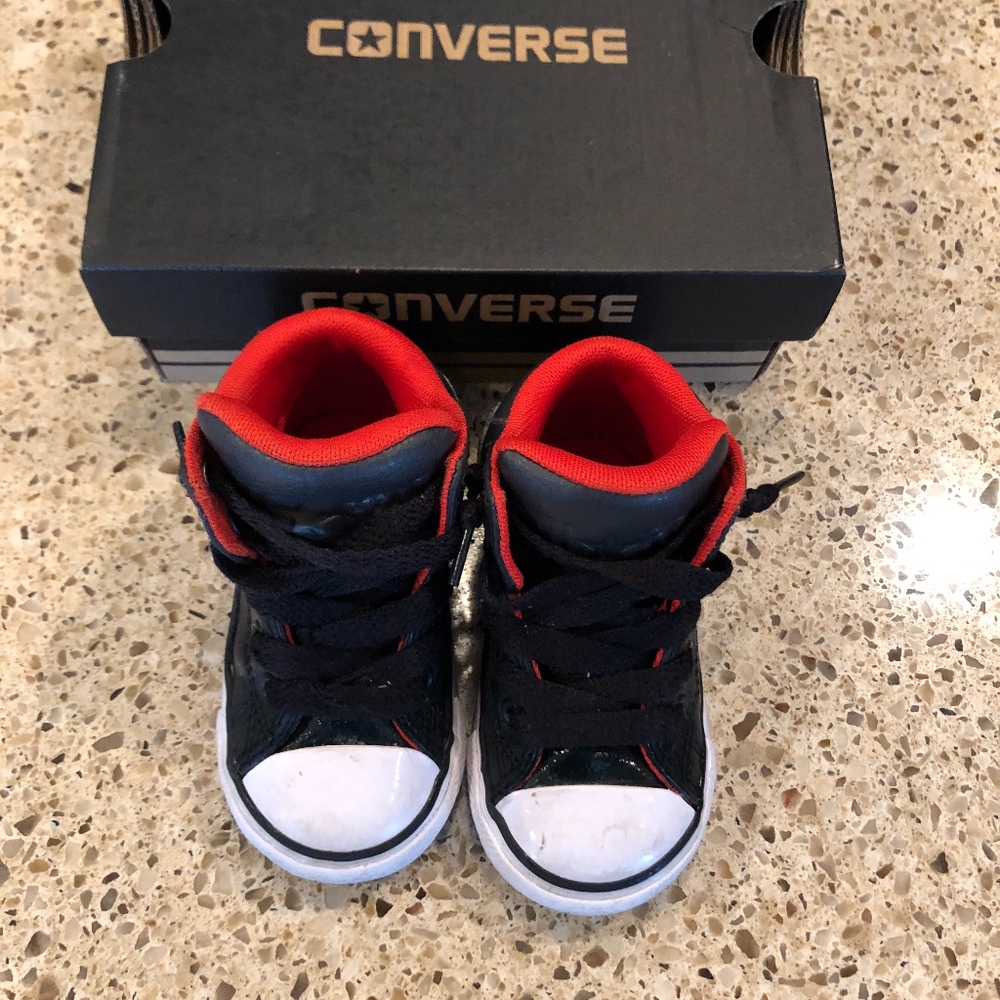 Converse High Street leather high tops boys size 5